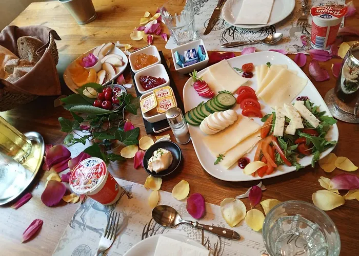 بيت ضيافة Flidr 3*